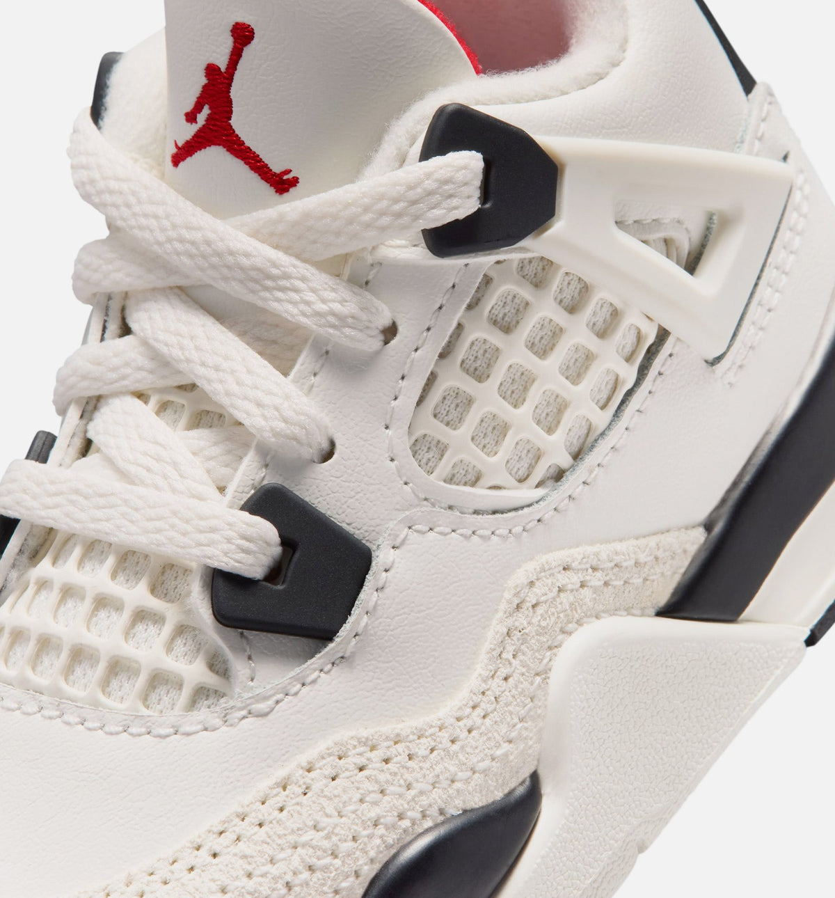 Air Jordan 4 Retro Flight Club 婴幼儿运动鞋 | 帆白/黑/大学红配色