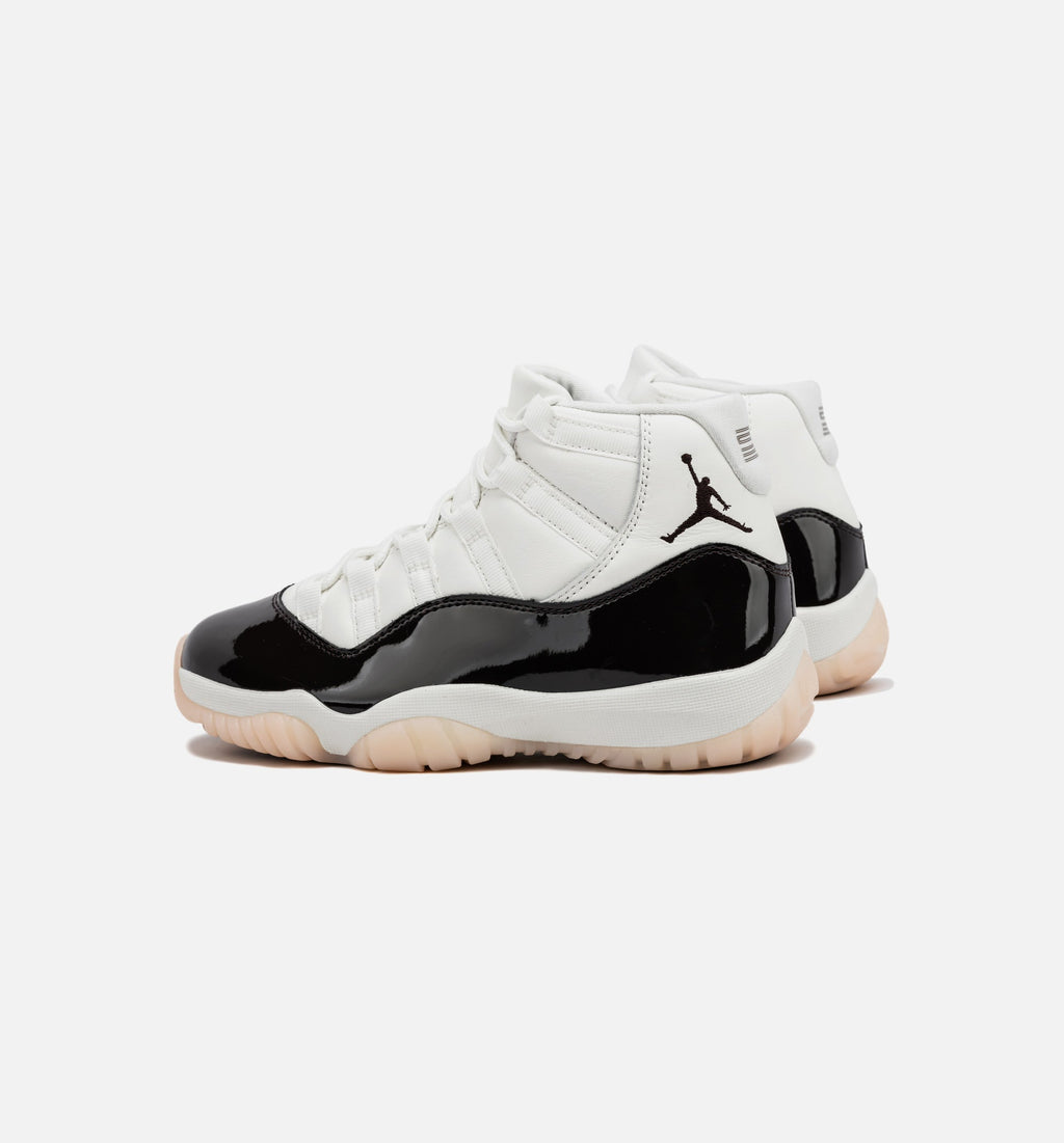 Air Jordan 11 Retro Neapolitan 女款运动鞋 | 帆白/丝绲棕/大气配色