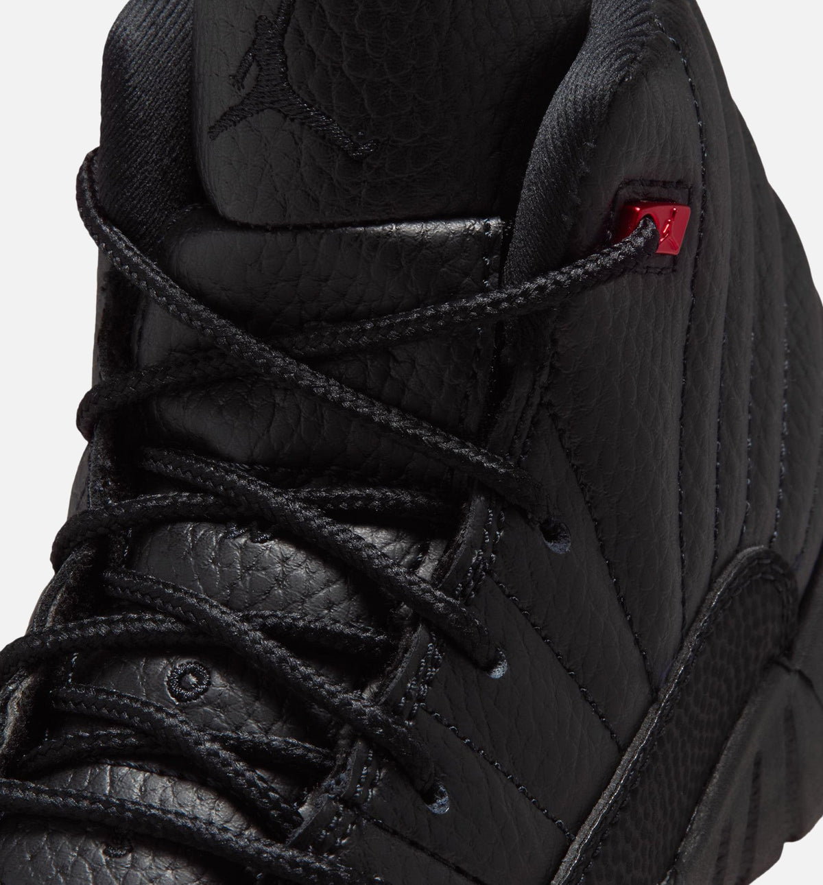 Air Jordan 12 Retro Bloodline 学前児生活方式运动鞋 - 黑色大学红