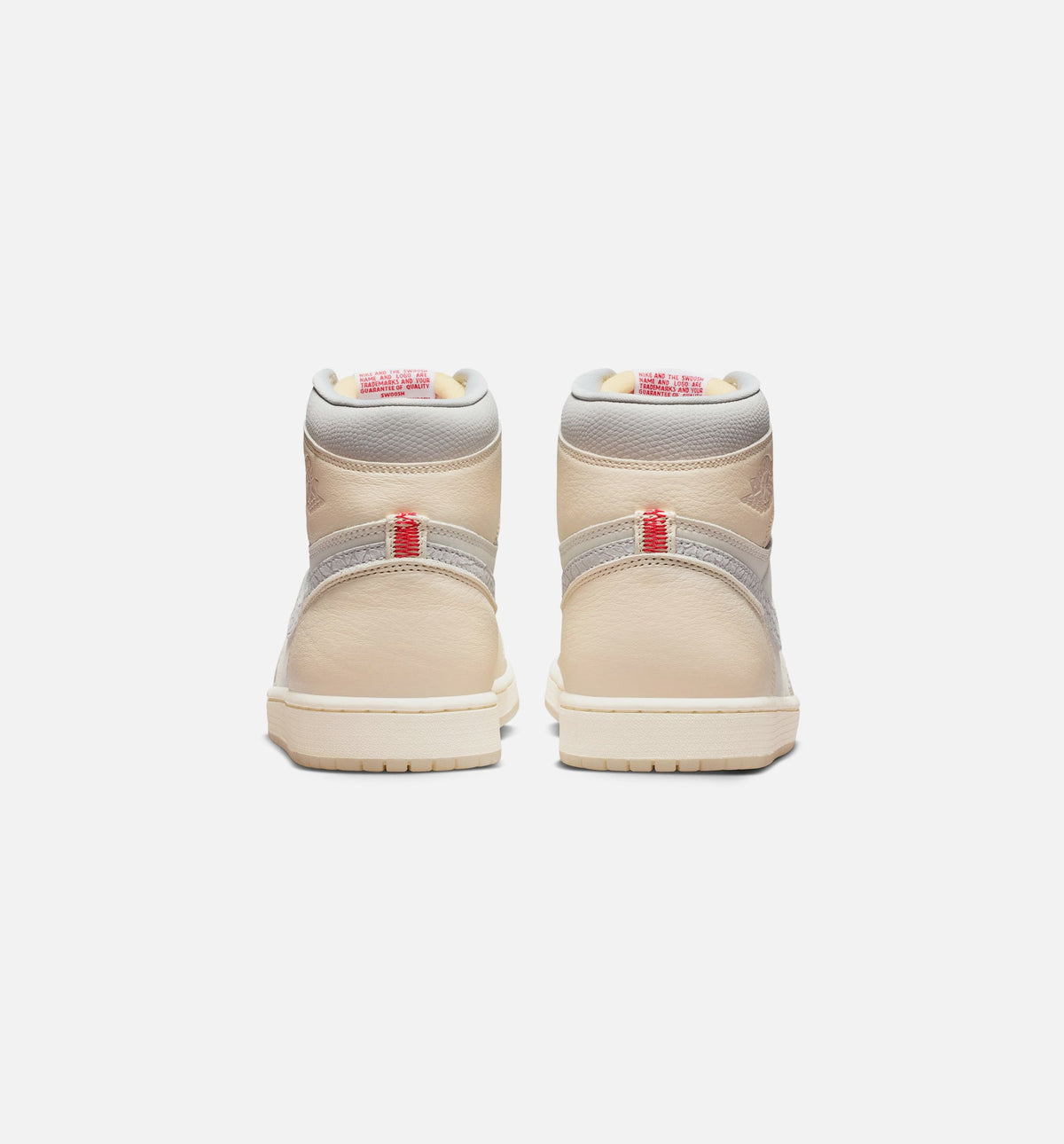 Air Jordan 1 Retro High OG Sail 男款高帮运动鞋 | 帆白/大学红/淡象牙/椰奶/幻影配色
