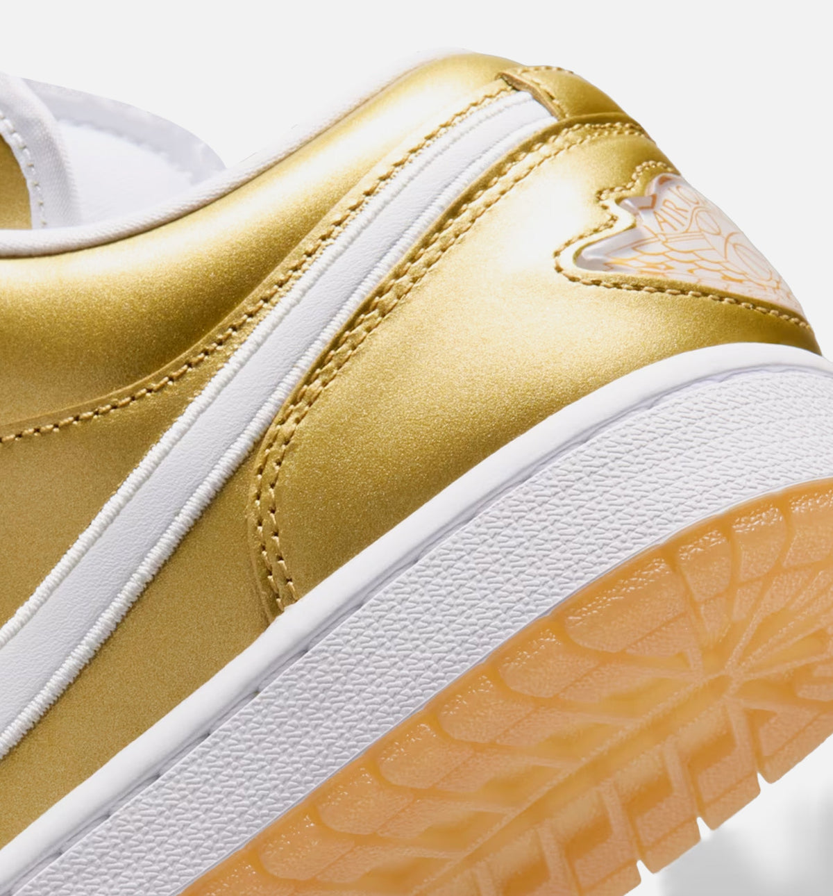 Air Jordan 1 Low 女款运动鞋 | 金/白/糖黄配色