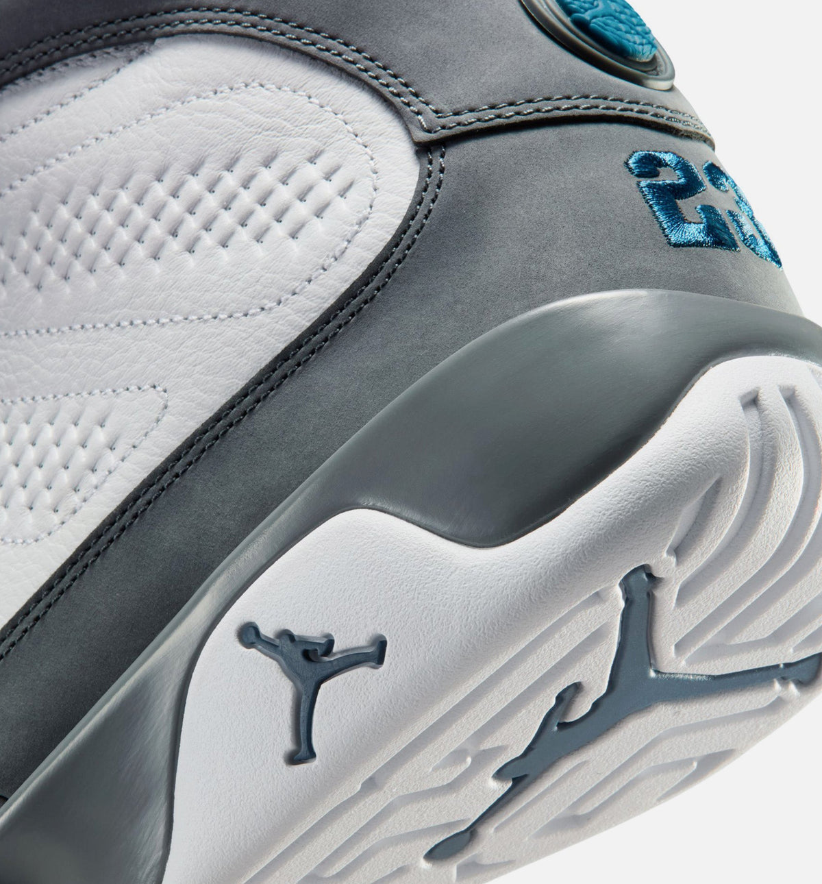 Air Jordan 9 Retro 男款生活方式运动鞋 - 白色法式蓝燧石灰