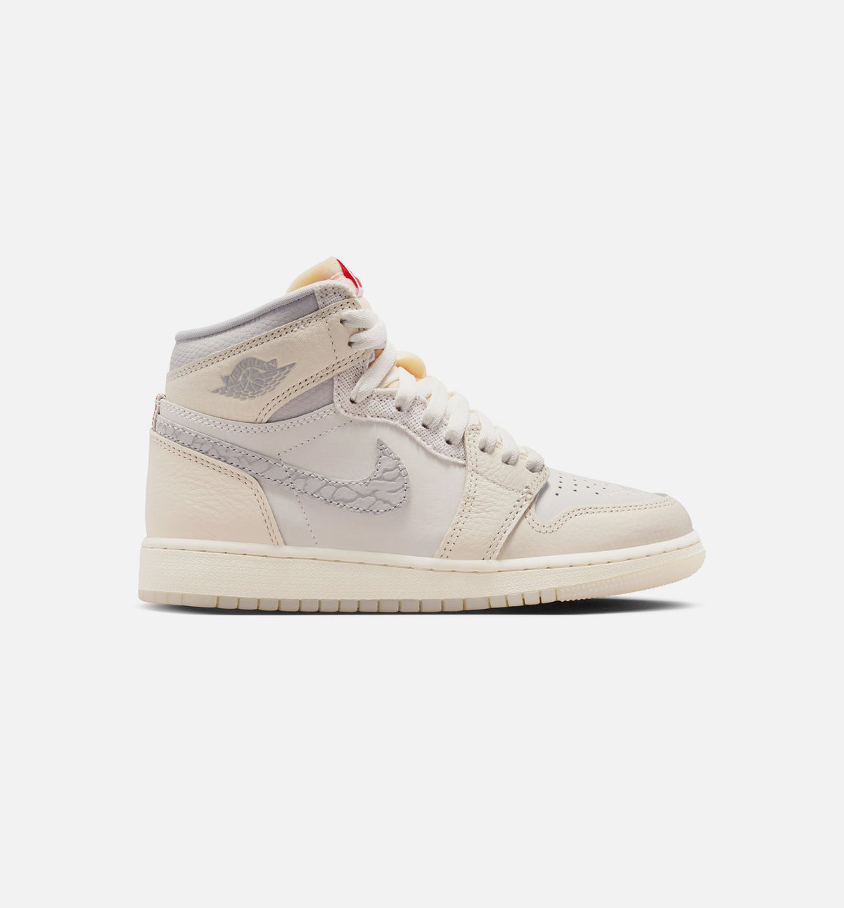Air Jordan 1 Retro High OG Sail 大童高帮运动鞋 | 帆白/大学红/淡象牙/椰奶/幻影配色