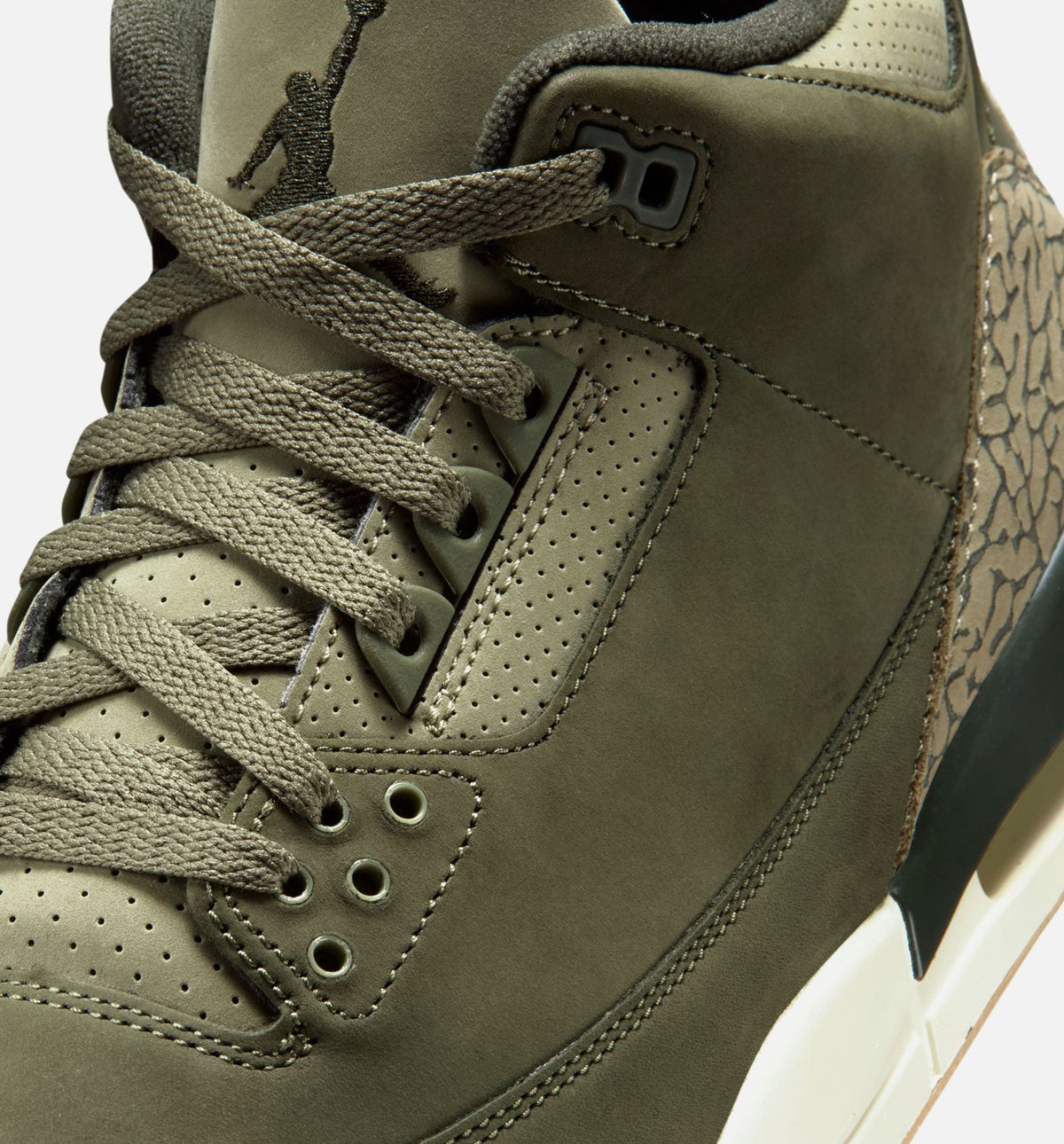 Air Jordan 3 Retro Medium Olive 男款运动鞋 | 橄榄/川续木/帆白/红配色