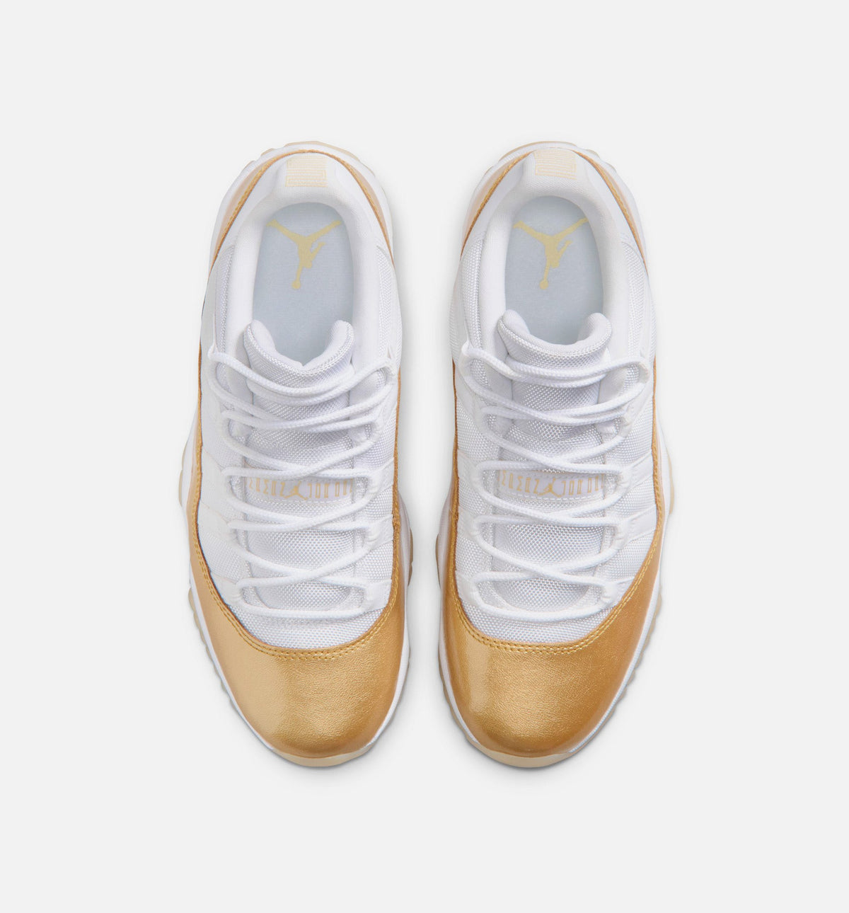 Air Jordan 11 Retro Low Mother's Day 女款运动鞋 | 白/金属金/队金配色