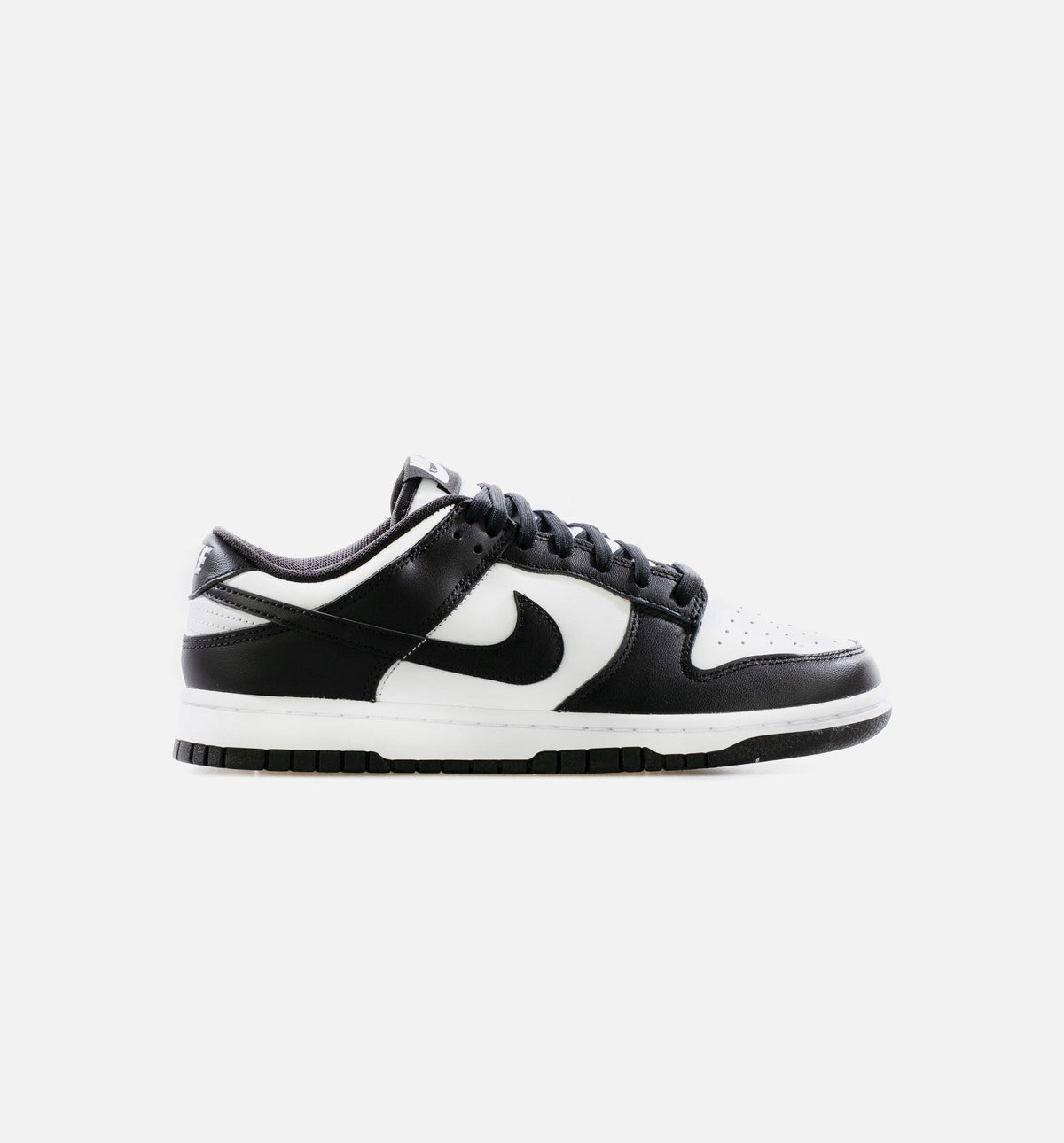 Nike Dunk Low 男款生活方式运动鞋 - 黑色白色