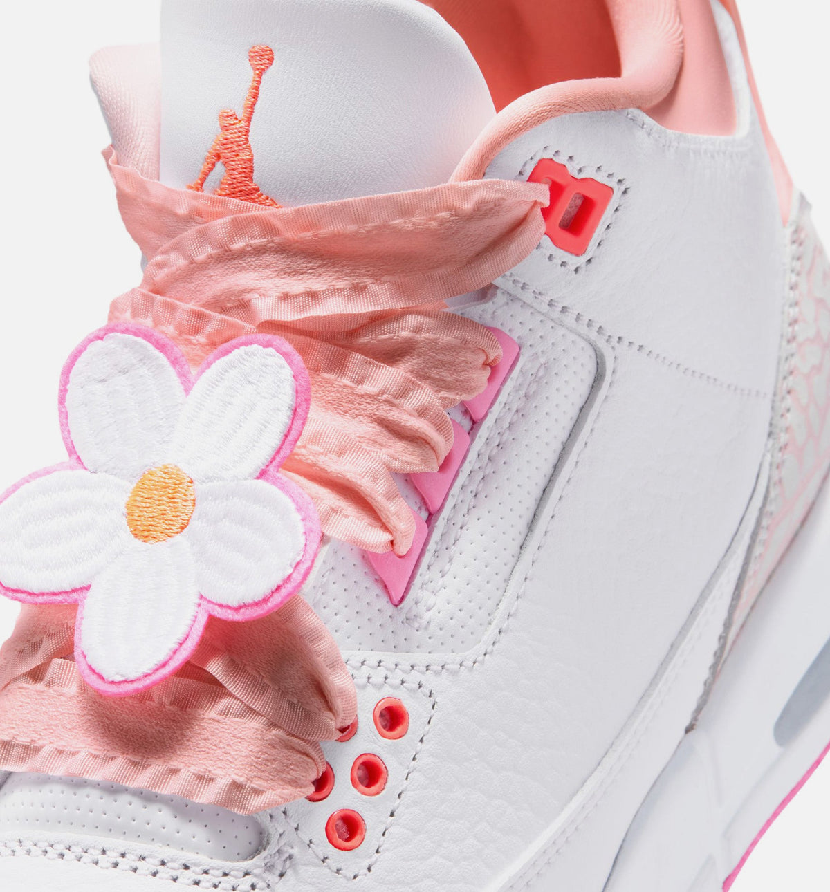 Air Jordan 3 Retro Spring Flowers 大童运动鞋 | 珍珠粉/粉花/粉色/超橙配色