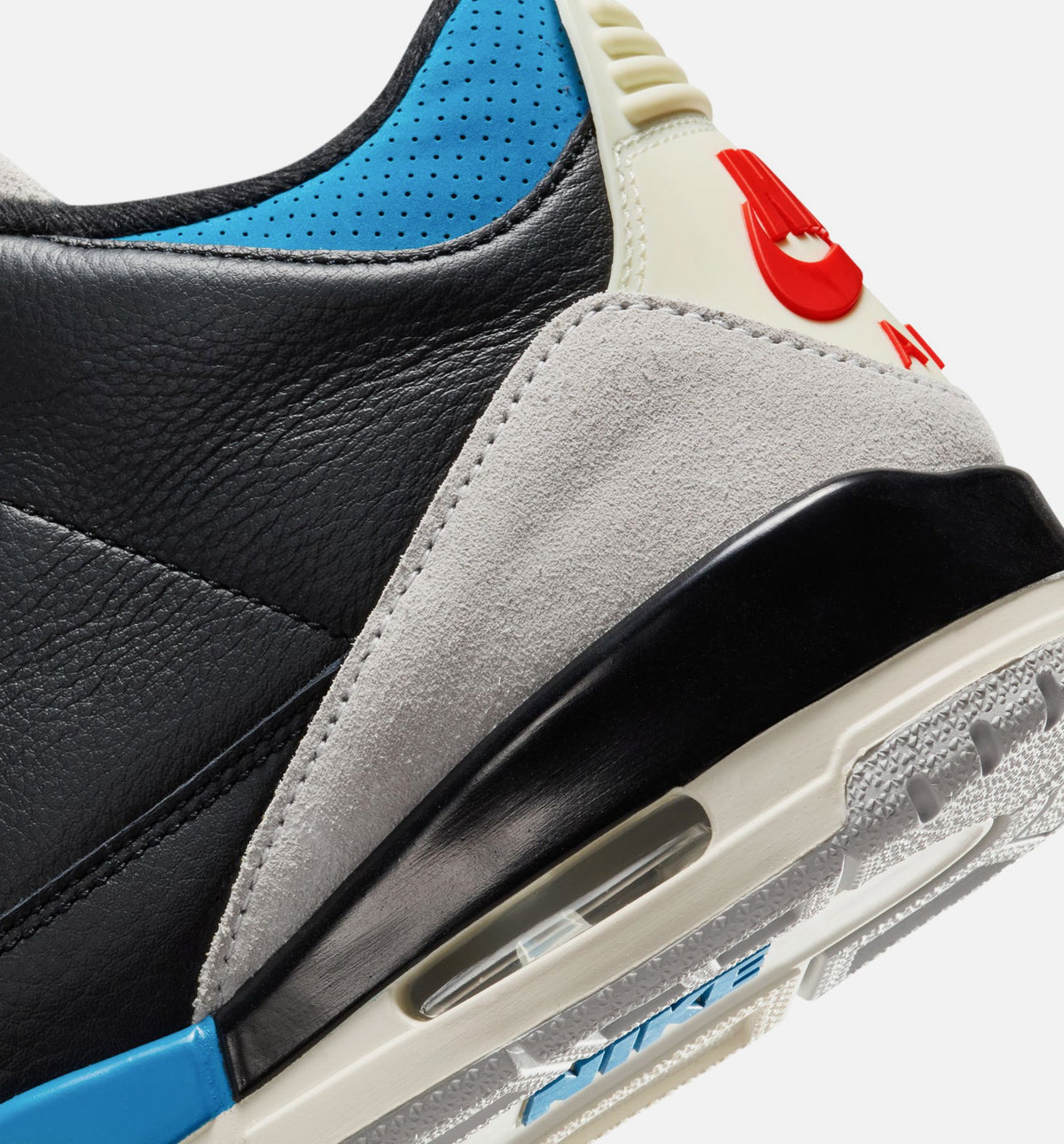 Air Jordan 3 Retro OG Rare Air 男款运动鞋 | 黑/智利红/中性灰配色