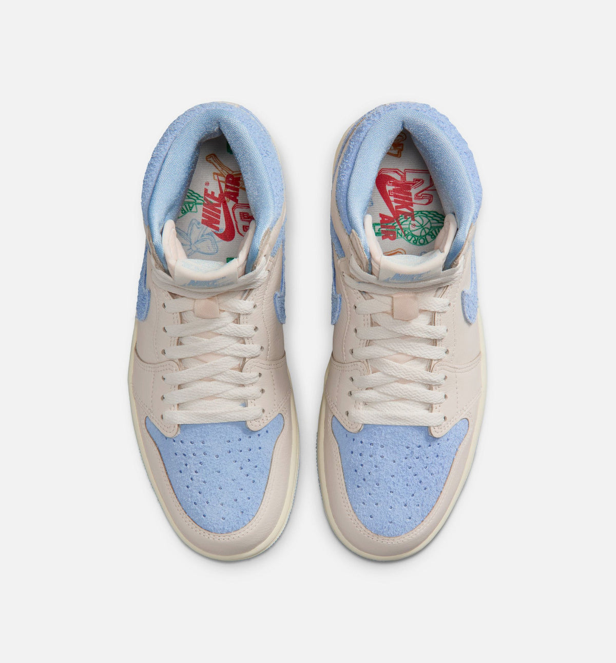 Air Jordan 1 Retro High OG Psychic Blue 女款高帮运动鞋 | 淡象牙 x 神秘蓝 x 椰奶配色