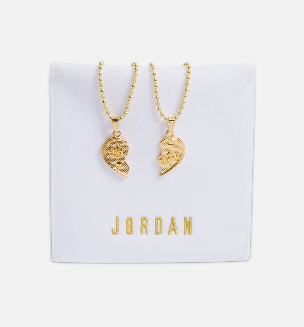 Air Jordan 11 Retro Low Mother's Day 女款运动鞋 | 白/金属金/队金配色